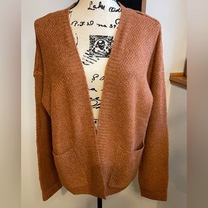 Maurice’s Womens size M rust orange cardigan sweater. NWT 💖